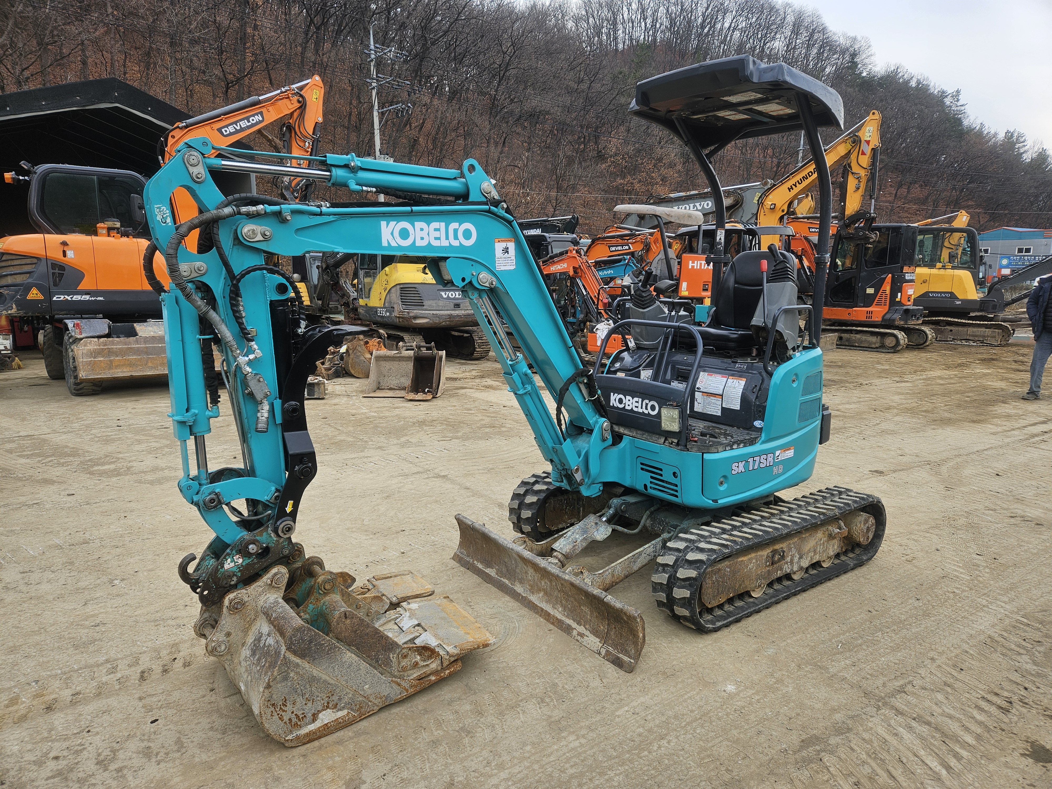 SK17신품코와트랙